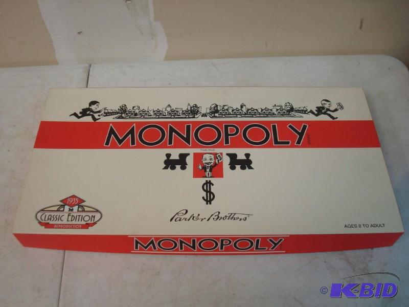 Monopoly Classic Edition, Looks Complete...