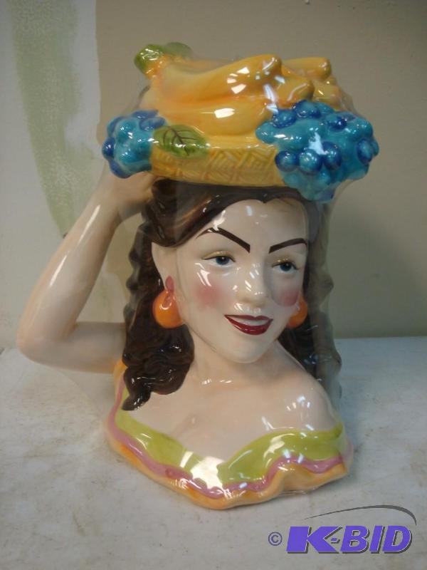 New Chiquita Banana Type Cookie Jar  ...