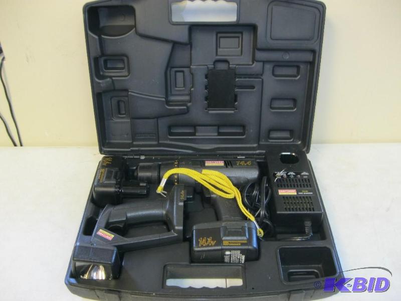 Craftsman 14.4v Drill Set...