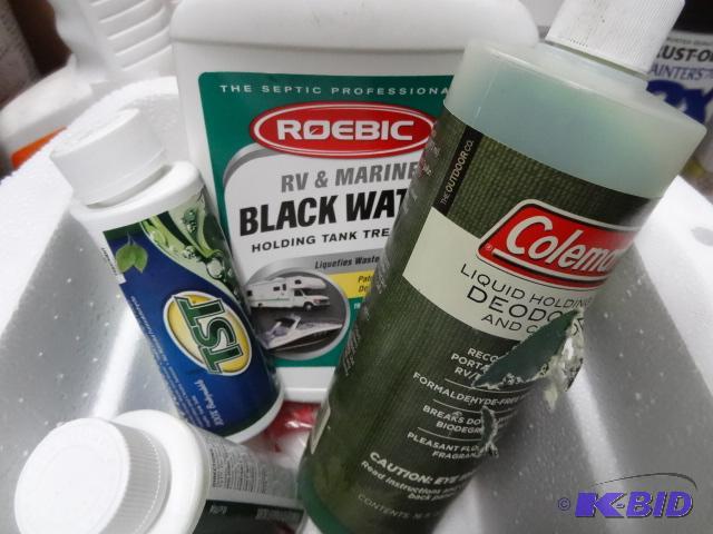 lot 137 image: SEPTIC LOT NEW incl. Qty 2 TST RV Toilet Trea...