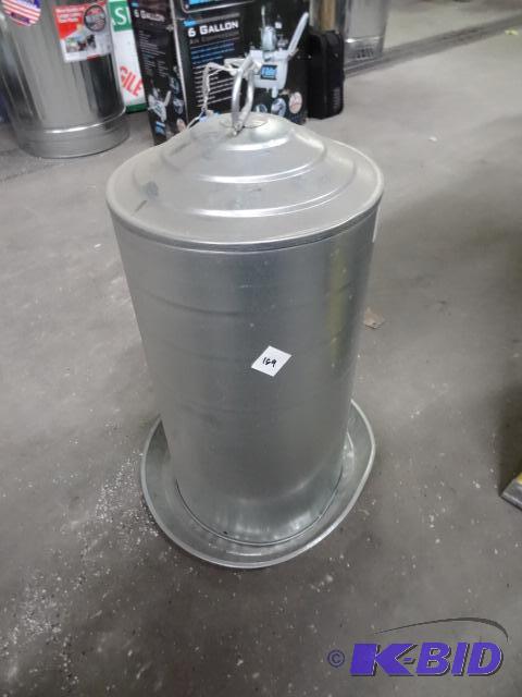 lot 169 image: NEW Little Giant 8 gal Double Wall Fount, pan...