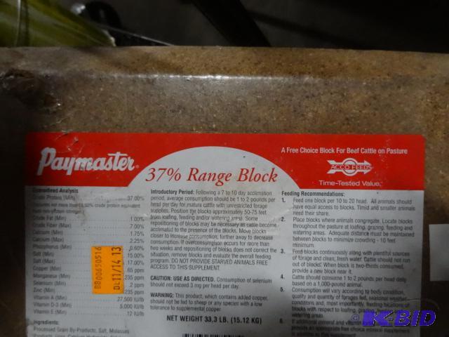 lot 202 image: NEW Paymaster 33.3 lb Mineral Block 37 percen...