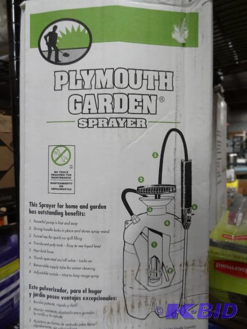 lot 256 image: New in box Plymouth garden sprayer 1 gallon...