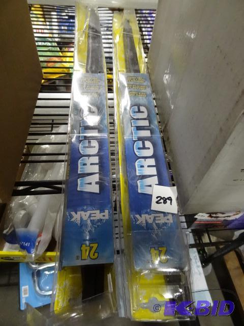 lot 289 image: New quantity to peak brand Arctic winter wipe...