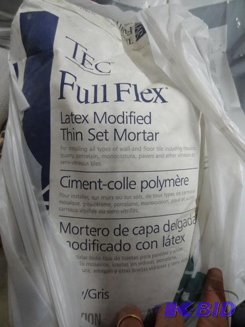 lot 355 image: New lot of quantity 3 bags thin set mortar. A...