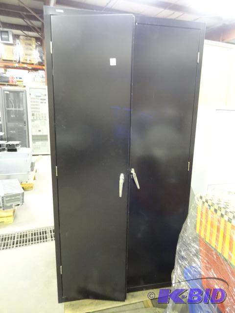 lot 460 image: Used metal2 door cabinet. Locked. No Key. Doo...