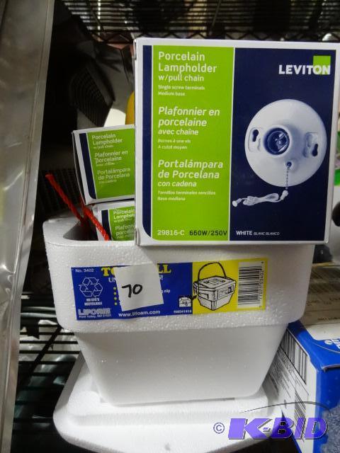 lot 70 image: Qty 5 NEW Leviton Porcelain Lamp Holder wpul...