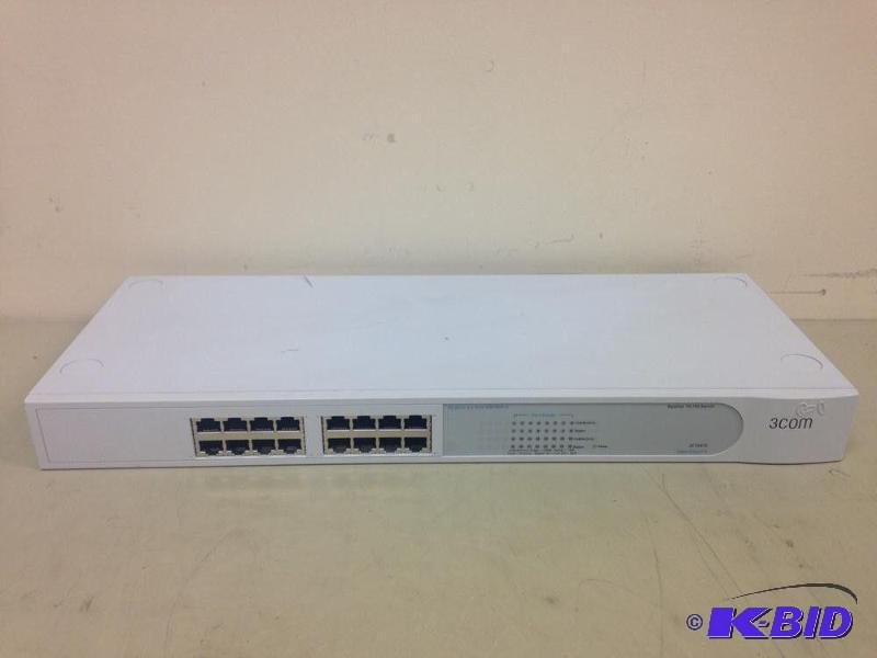 lot 10 image: 3Com Baseline 16-Ports Rack Mountable SuperSt...