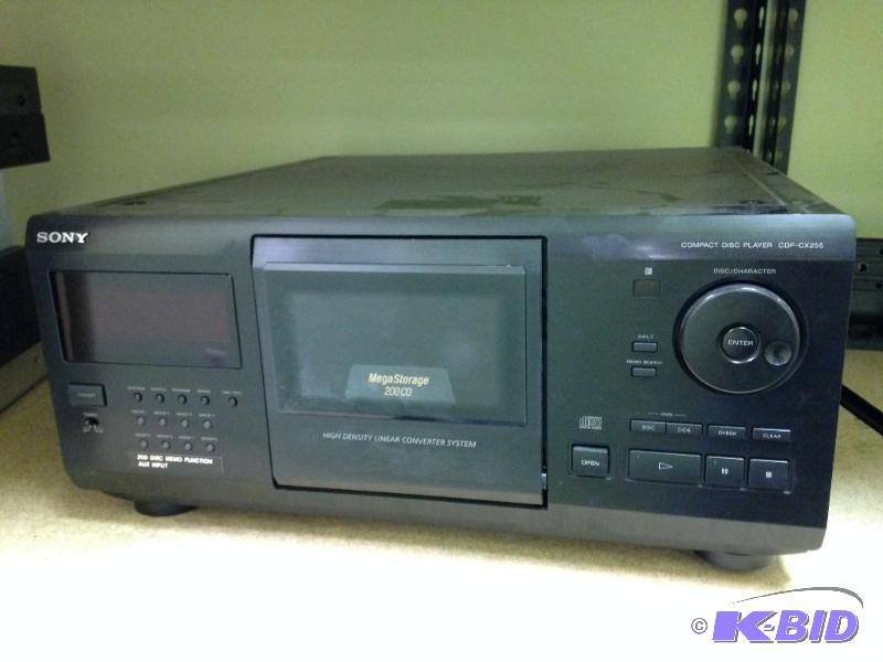 lot 22 image: Sony CD Player Mega Storage 200 CD Capacity...
