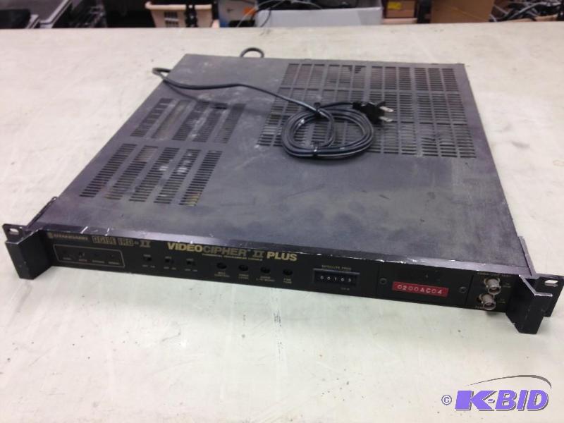 lot 36 image: VideoCipher II Plus Commercial Descrambler Ca...