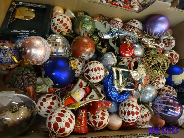 lot 167 image: Misc Christmas ornaments....