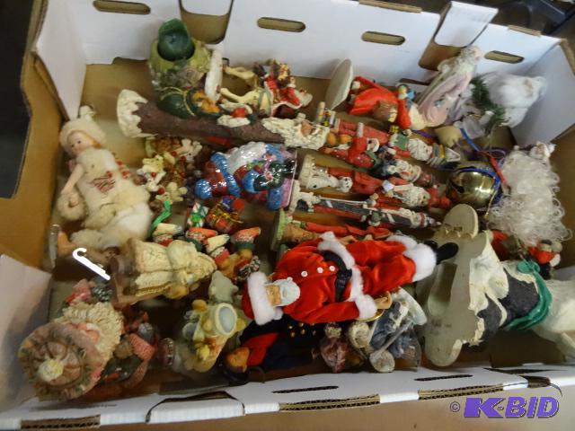 lot 169 image: Misc Christmas figurines...