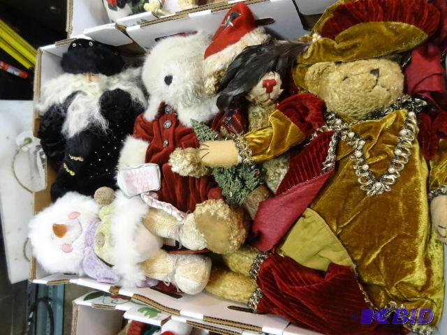 lot 171 image: Christmas stuffed animals...