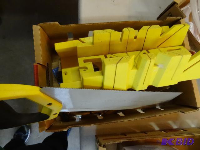 lot 180 image: Misc tools. 2 mixer boxes and 1 saw...