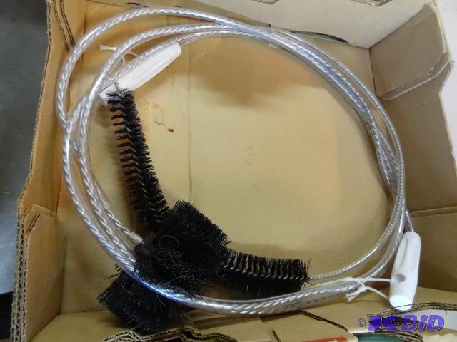 lot 183 image: Flexible pipe cleaner...