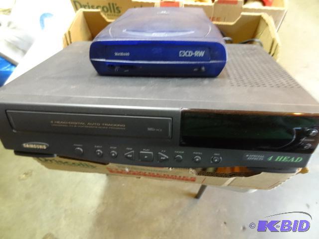 lot 199 image: Samsung 4 head VCR. Iomega external CD drive....