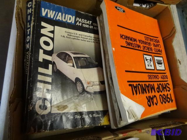 lot 222 image: Misc repair manuals...