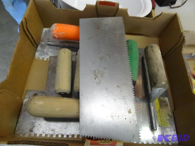 lot 258 image: Concrete and tile tools....