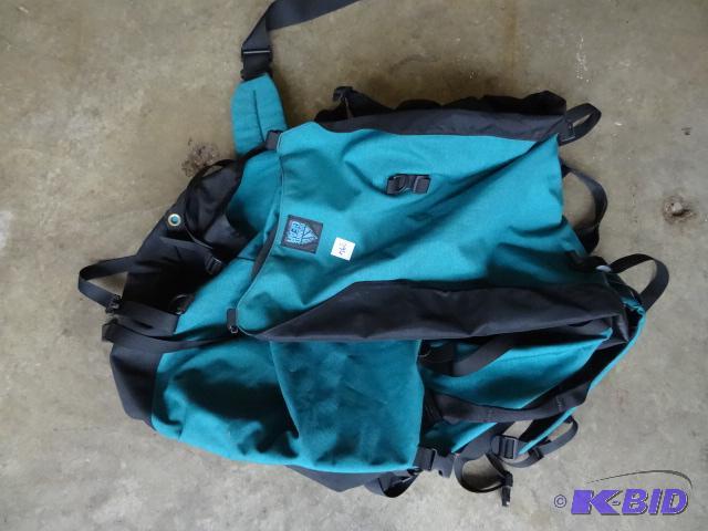 lot 296 image: Climbing gear climbing back pack...