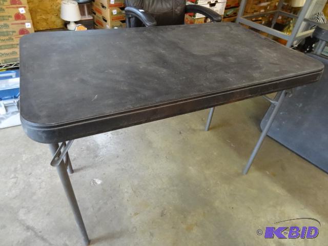 lot 320 image: Lifetime folding table. 41 x 24...