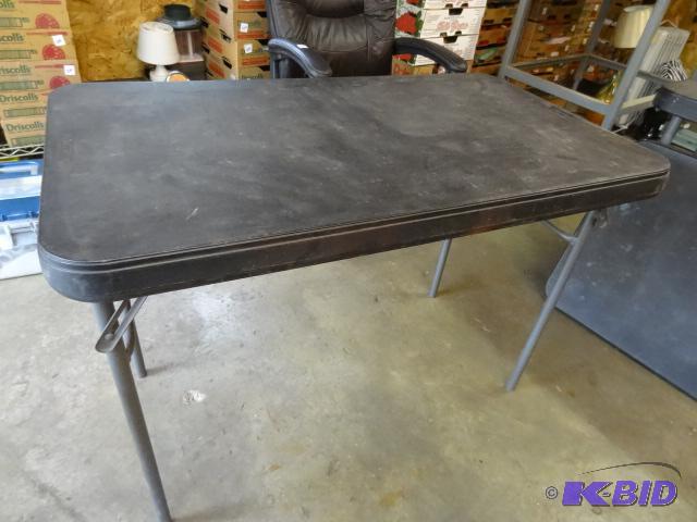 lot 321 image: Lifetime folding table. 41 x 24...