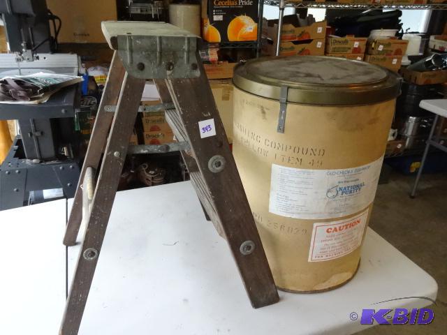 lot 343 image: 24" step ladder. Cardboard barrel...