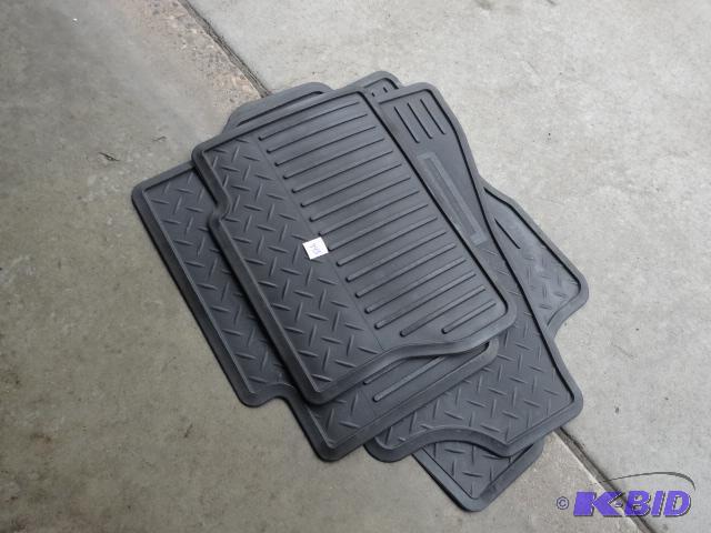 lot 345 image: Newer Chevy pickup floor mats...