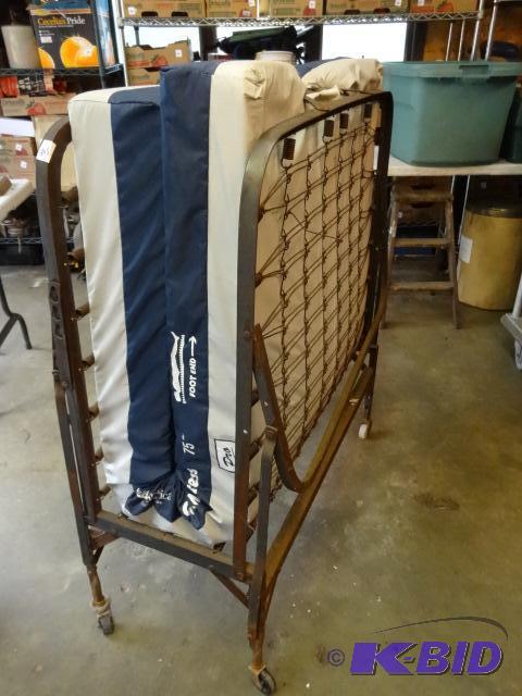 lot 348 image: Single rollaway bed....