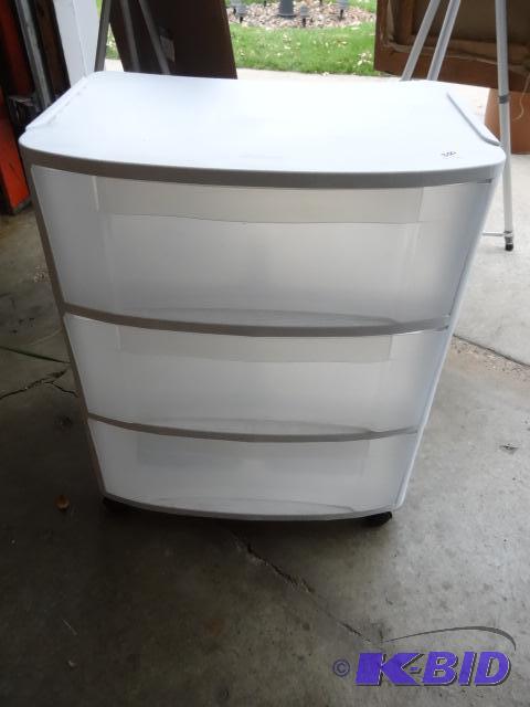 lot 350 image: Sterilite 3 drawer lastic cabinet on wheels....