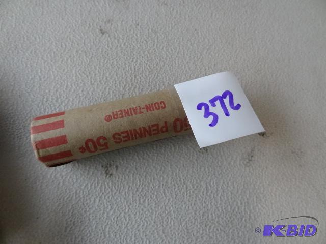 lot 372 image: Full roll of Wheat pennies...