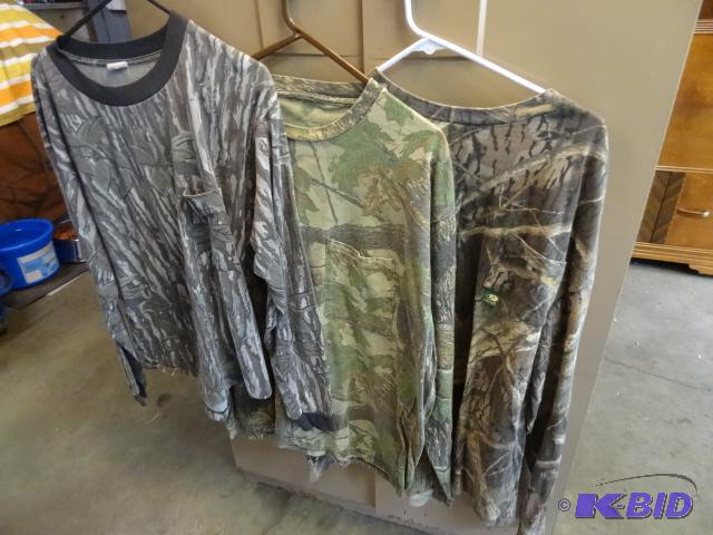 lot 397 image: 3 camo long sleeve shirts. X large...