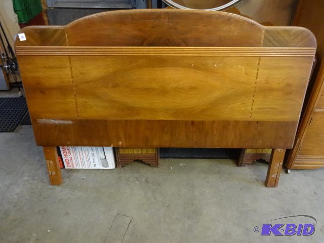 lot 413 image: Vinatge wood head board with metal frame. 57 ...