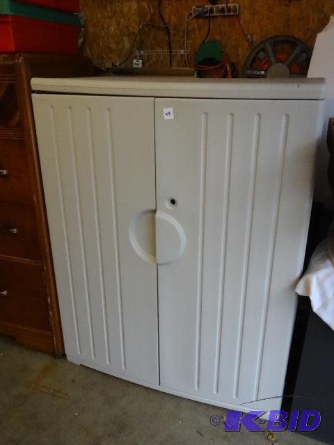 lot 418 image: Eldon 2 door cabinet. For indoor or outdoor u...