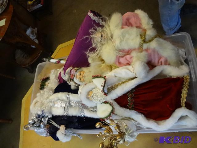lot 420 image: Tree topper and Christmas figurines...