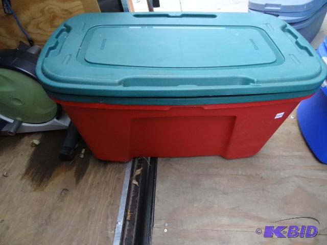 lot 432 image: 2 large totes with lids 49 gal...