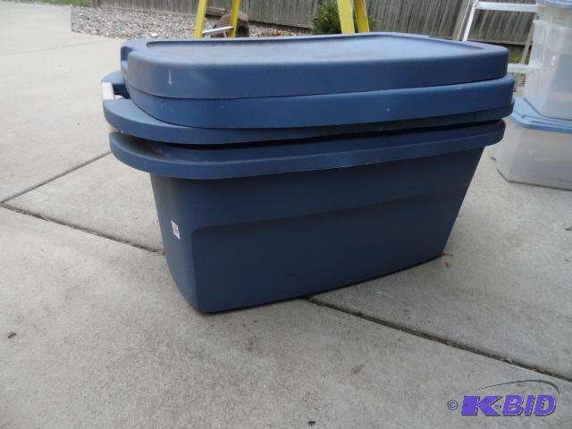 lot 435 image: 2 plastic totes with lids. 30 gal...