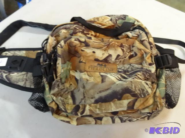 lot 91 image: Fieldline hunting fanny pack. Used very littl...