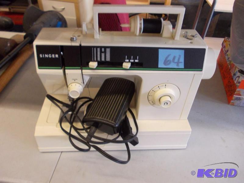 lot 64 image: Singer Sewing Machine...