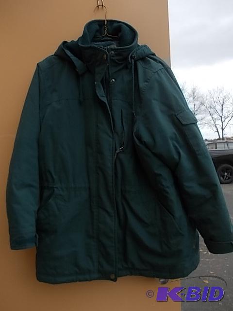 lot 20 image: Pacific Trail Size L Ladies Jacket...