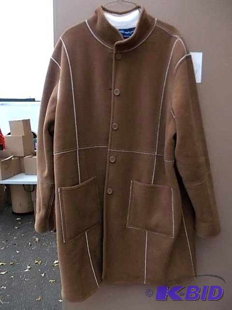 lot 21 image: NEW With Tags Susan Graver Reversible Fleece ...