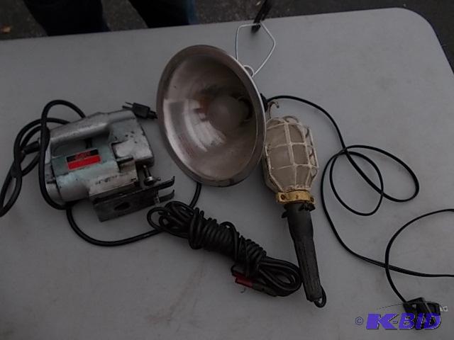 lot 42 image: Portable Jig Saw, Clamp On Light, Trouble Lig...