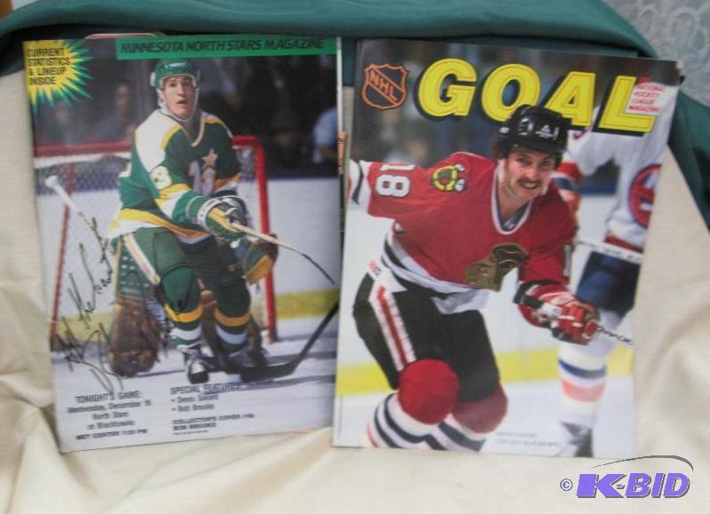 lot 104 image: Minnesota North Stars Magazine, Collectors c...
