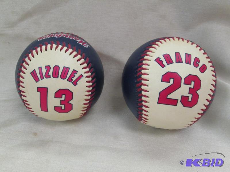 lot 120 image: Qty 2 Hometown Super town Superstars II Vizqu...