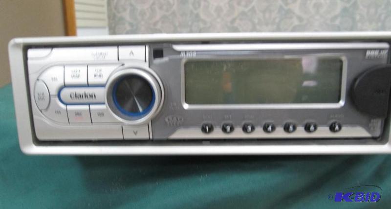 lot 158 image: Clarion car stereo Model M309-looks new...