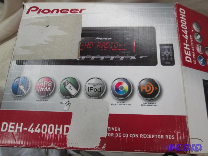 lot 159 image: Pioneer DEH_4400HD CD RDS receiver-looks new...
