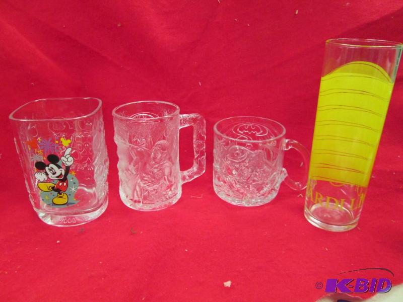 lot 224 image: Qty 4 Mickey mouse 2000, Batman, Bacardilimon...