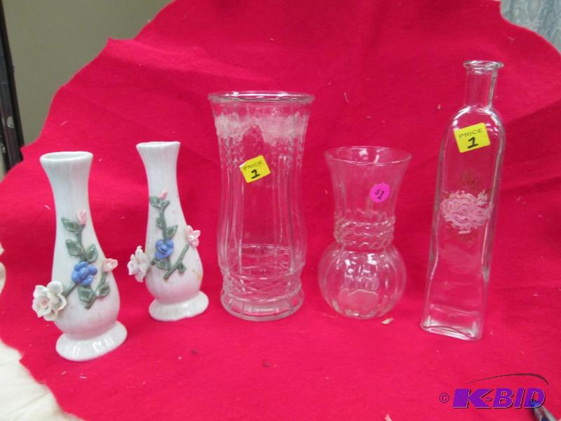 lot 225 image: Qty 5 Different kind of vases...