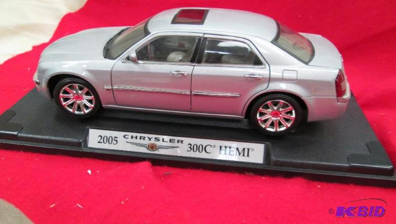 lot 259 image: 2005 Chrysler 300C Hemi...