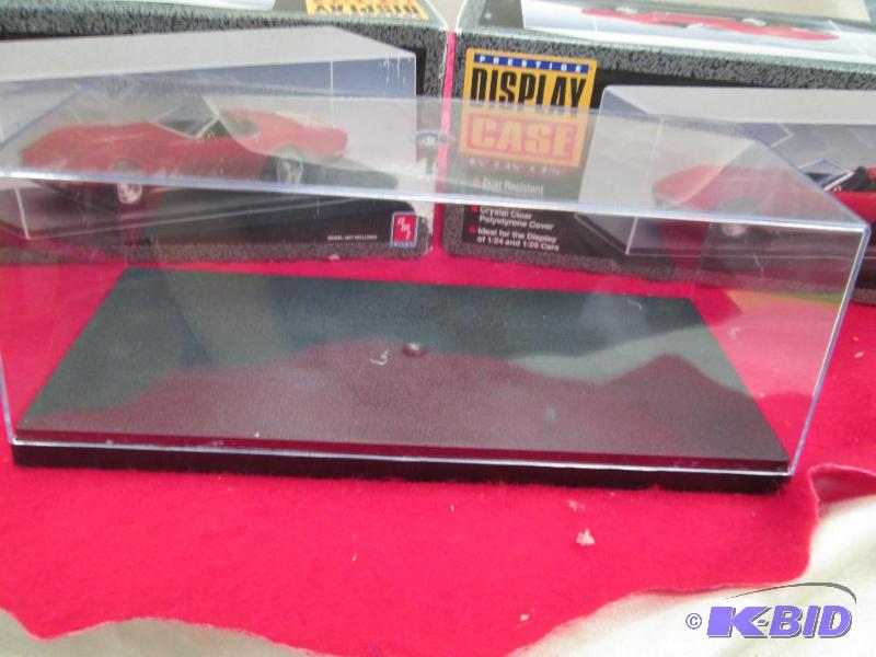 lot 263 image: Qty 2 Prestige Display 93-4 x 4  x 3 1116...