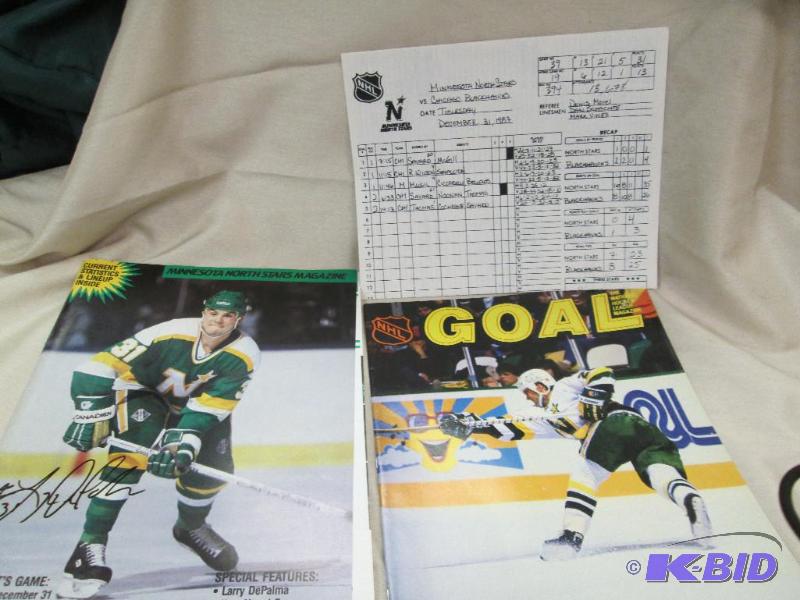 lot 33 image: Minnesota North Stars Magazine Larry DePalma ...